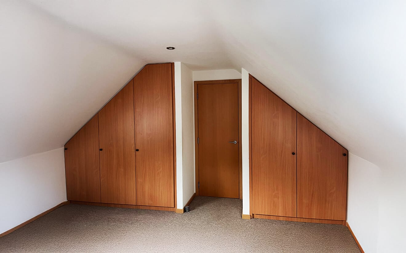 Bespoke Fitted Wardrobe in Glasgow -DC Sliding Wardrobes