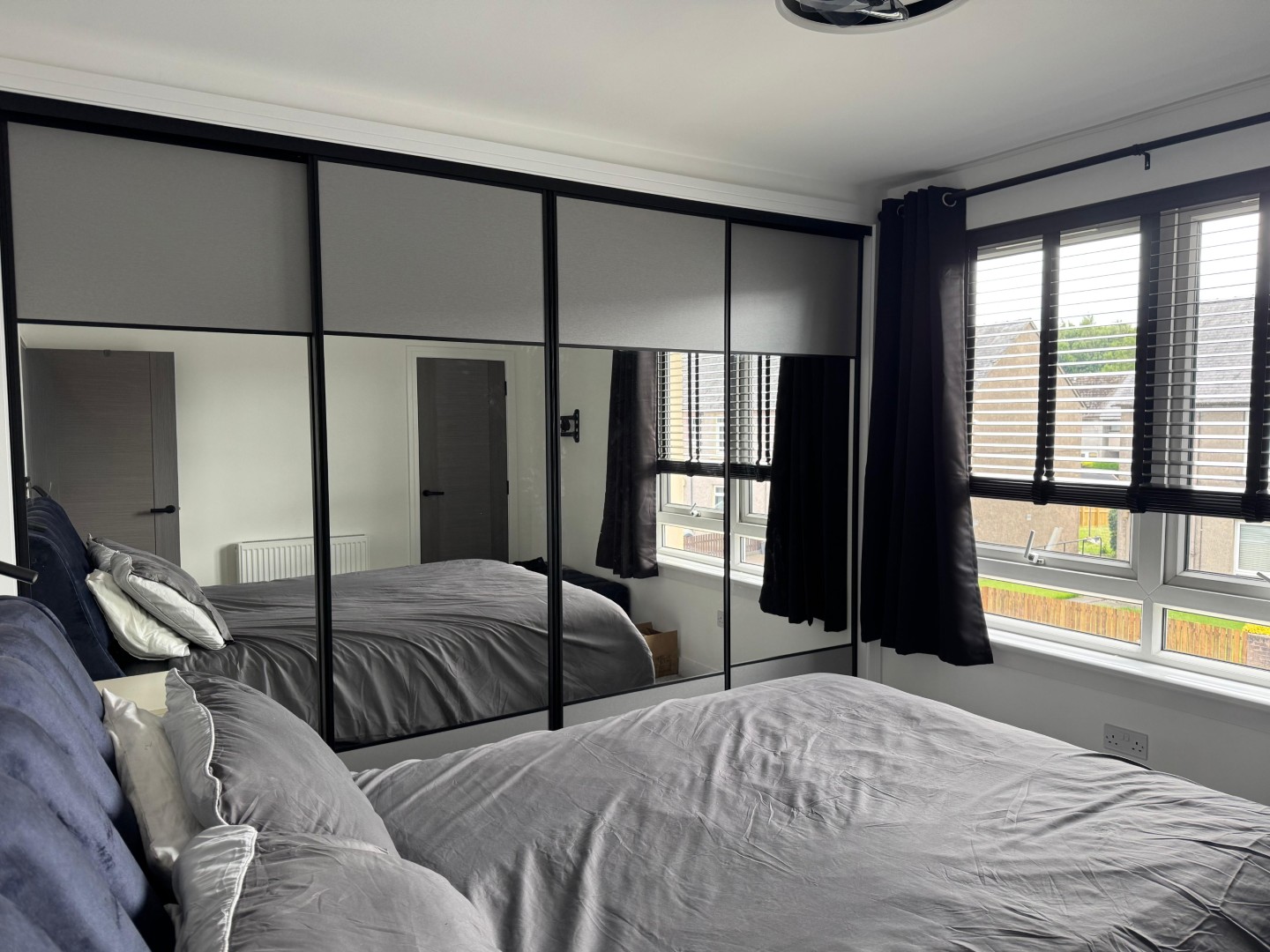 Bespoke Sliding Doors Wardrobe Edinburgh -DC Sliding Wardrobes